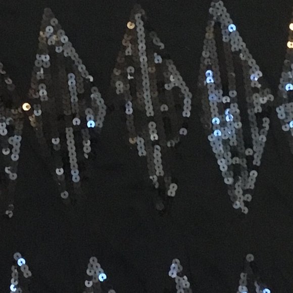 2BEBE Women's Tpo Tank Sequins Front Dolman Sleeve Casual Lightweight Blk M - Picture 3 of 6